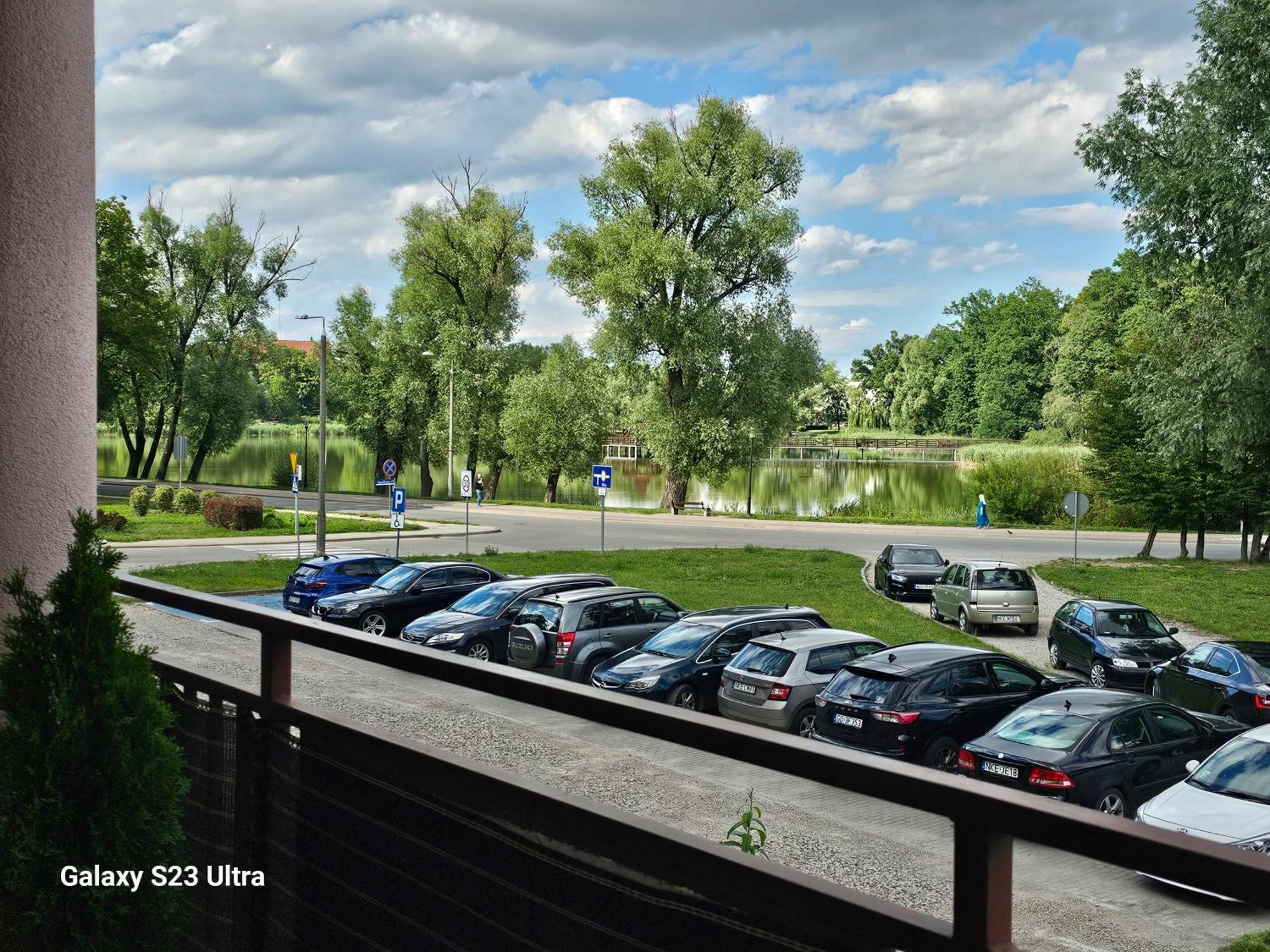 Apartament W Centrum Z Widokiem Na Jeziorko Kętrzyn Eksteriør billede