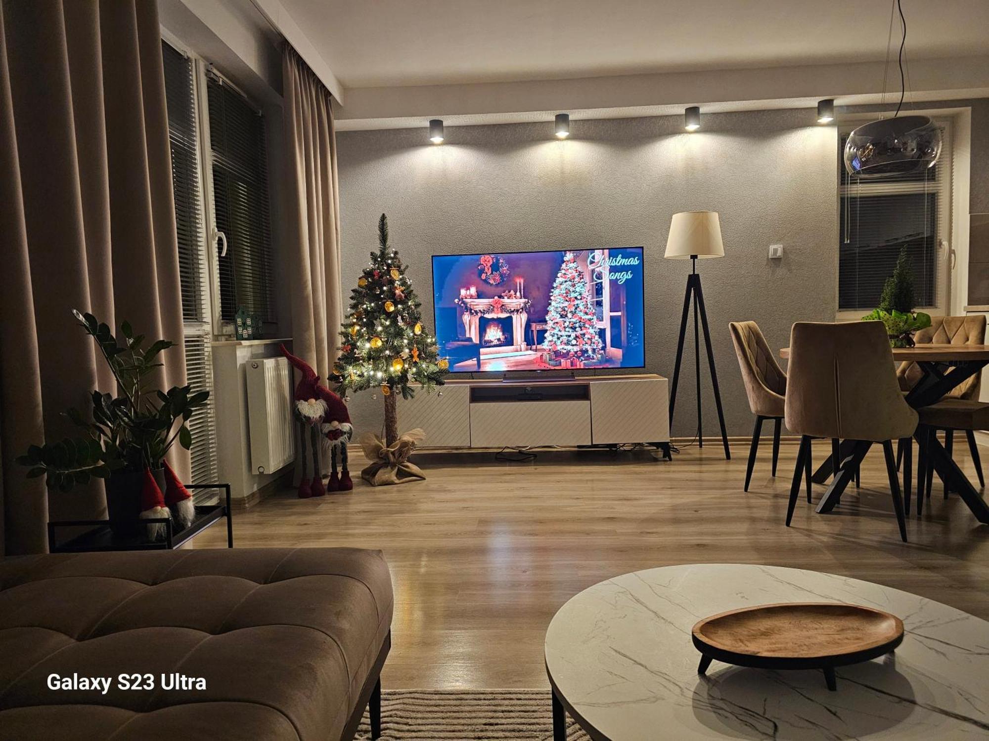 Apartament W Centrum Z Widokiem Na Jeziorko Kętrzyn Eksteriør billede